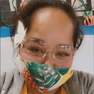 Meet your Posher, Melissa